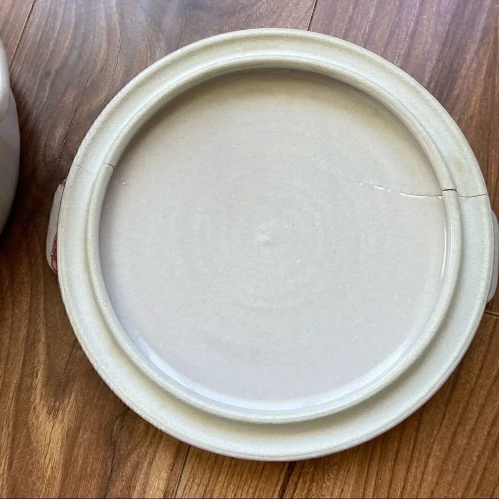 Vintage Hand crafted Ceramic Casserole Dish with Lid and Roses
